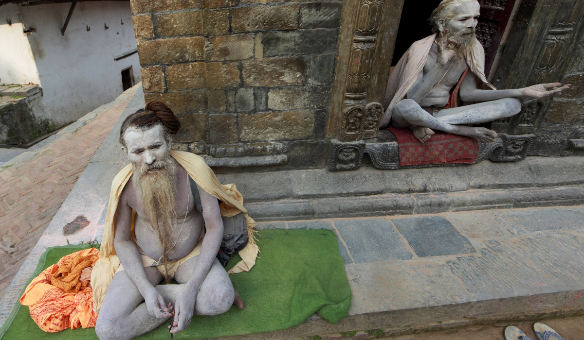 Who are Aghoris? What do they actually do and why they eat human flesh and faeces?